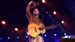 Dustin Lynch icon