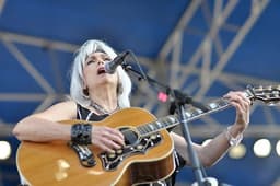 Emmylou Harris icon