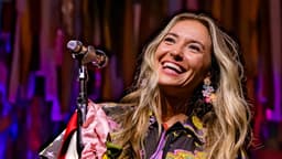 Lauren Daigle icon
