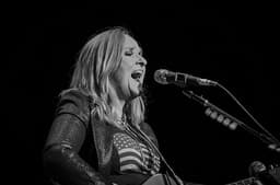 Melissa Etheridge icon