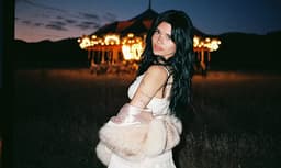 Nessa Barrett icon