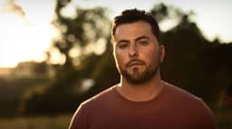 Tyler Farr icon