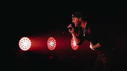 performer icon