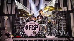 G Flip logo