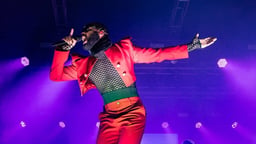 performer icon