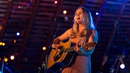 Hailey Whitters Logo