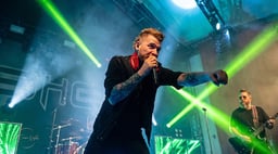 Hinder