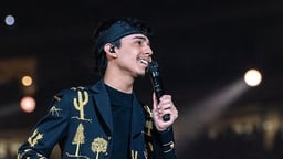 performer icon