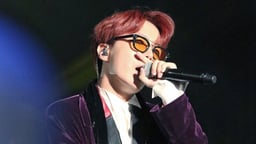 performer icon