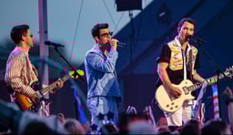 performer icon