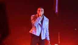 performer icon