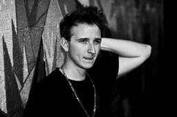 performer icon