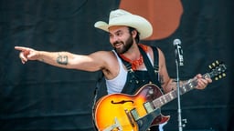 performer icon