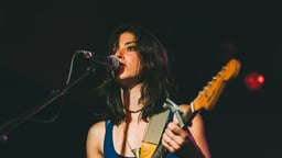 Sharon Van Etten Logo