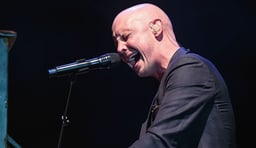 performer icon