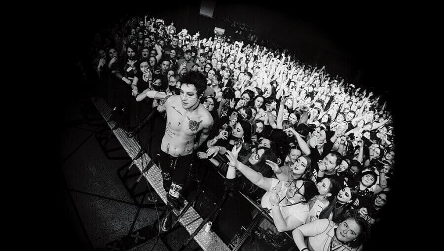 Palaye Royale