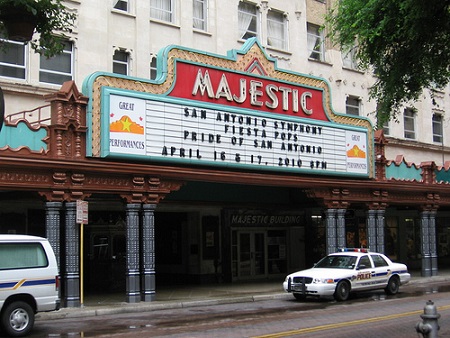 Majestic Theatre - San Antonio Logo