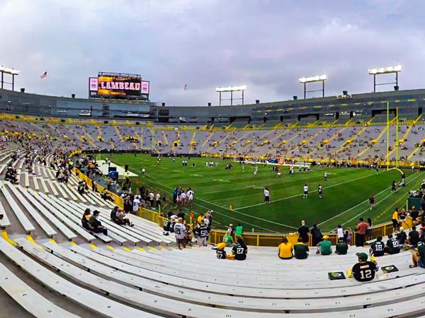 Lambeau Field Seat Views - Section by Section